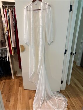 Sheer White Lace-Trim Bridal Robe